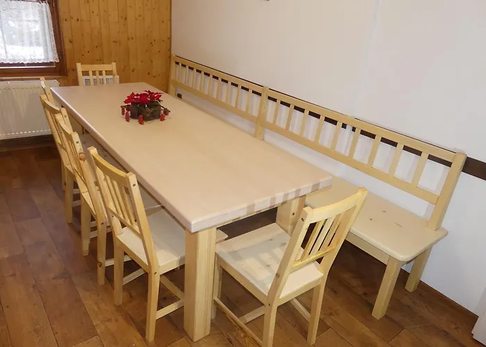 Za Krizkem Lodge